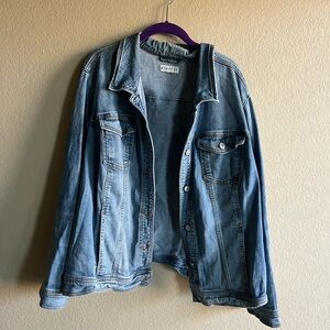 Light Wash Denim Jacket 2X - AVA & VIV